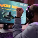 réseaux sociaux influent sur le développement de jeux